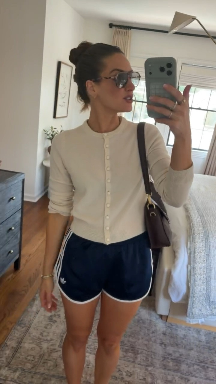 OOTD - love this outfit combo✨

Bag is @Vivrelle use code LAURENROSCOPF

#LTKootd #LTKdayinmylife