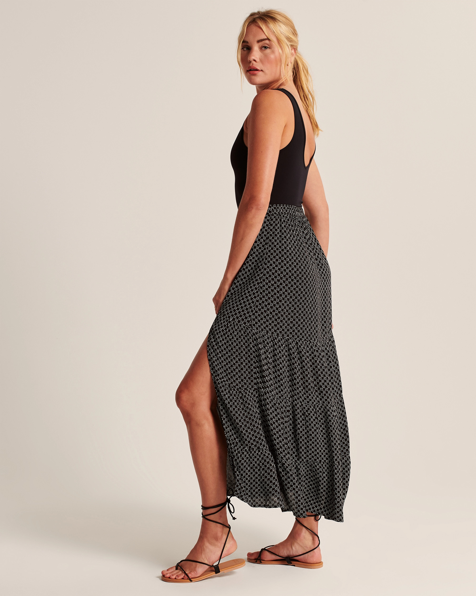 Tiered High Slit Maxi Skirt | Abercrombie & Fitch (US)