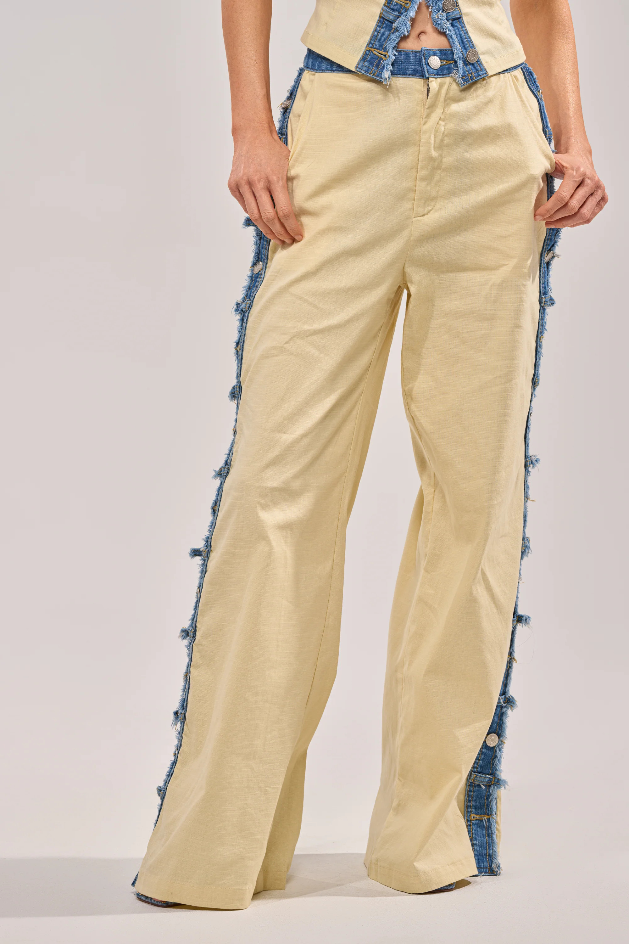 DO YOU LOVE ME TROUSER | AKIRA
