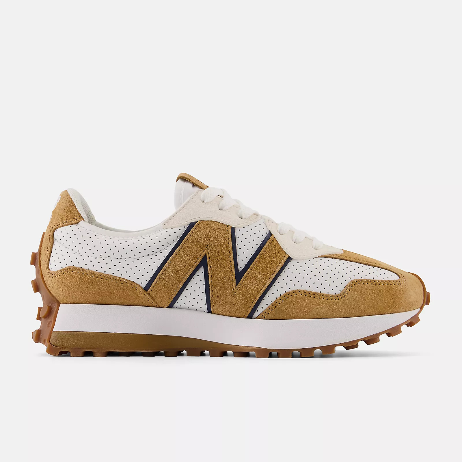 Bandier 327 | New Balance Athletic Shoe