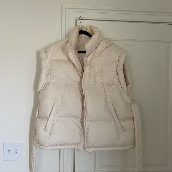 The Frankie shop vest | Poshmark