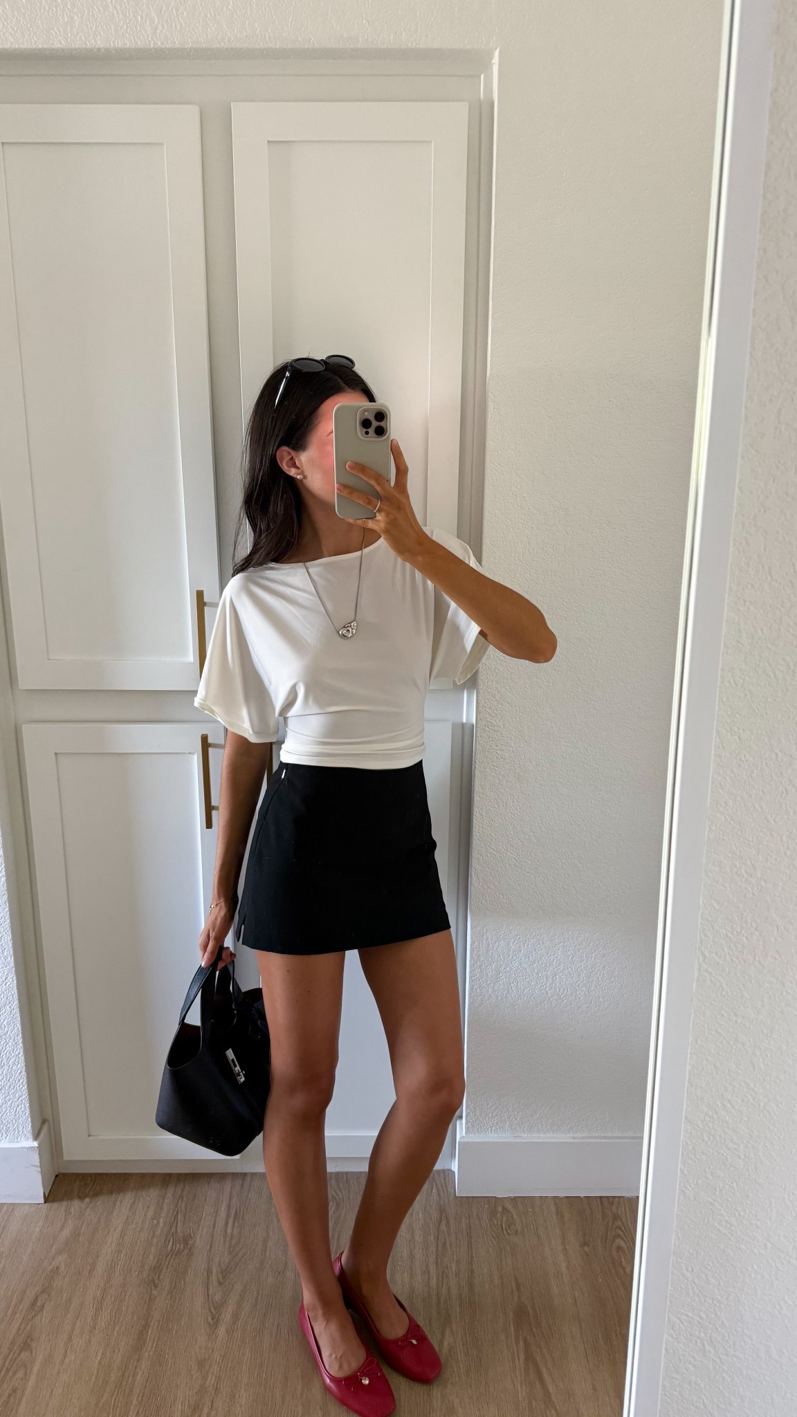 I’m 5’7” wearing size small in top and bottom 

#LTKSeasonal #LTKootd aritzia haul, spring outfits, summer outfits 