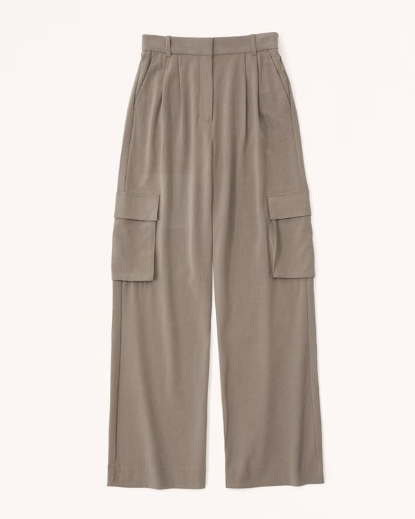 Women's A&F Sloane Lightweight Tailored Cargo Pant | Women's Bottoms | Abercrombie.com | Abercrombie & Fitch (US)