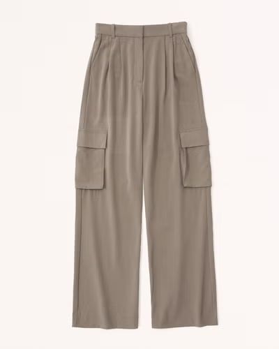 A&F Sloane Lightweight Tailored Cargo Pant | Abercrombie & Fitch (US)