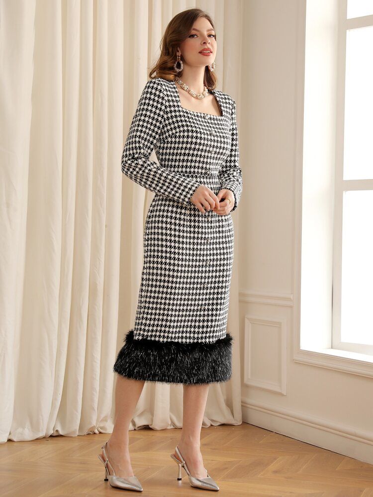 SHEIN Geo Print Contrast Fuzzy Trim Fitted Dress | SHEIN