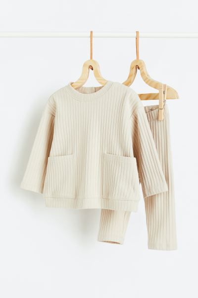 2-piece ribbed jersey set | H&M (UK, MY, IN, SG, PH, TW, HK)
