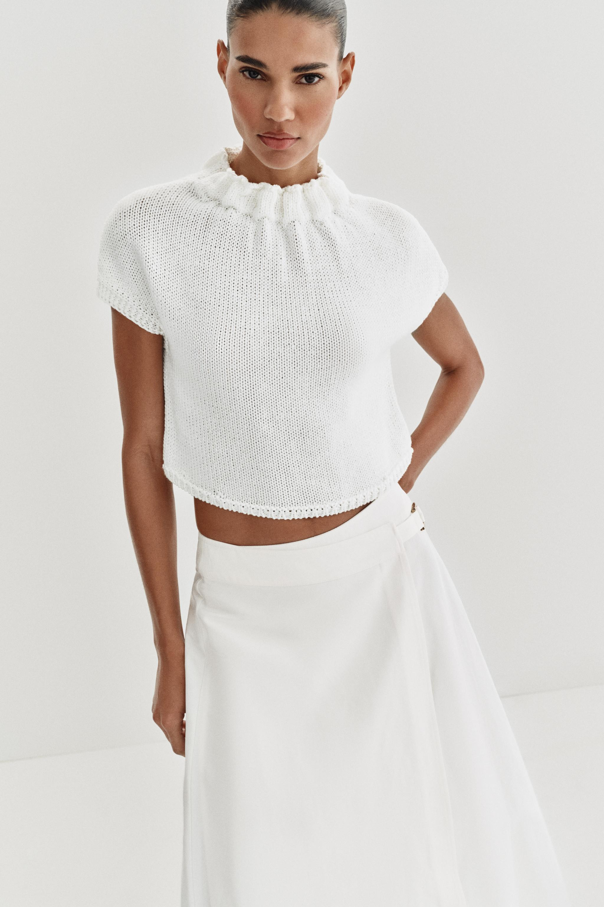 GATHERED NECK KNIT TOP | Zara US