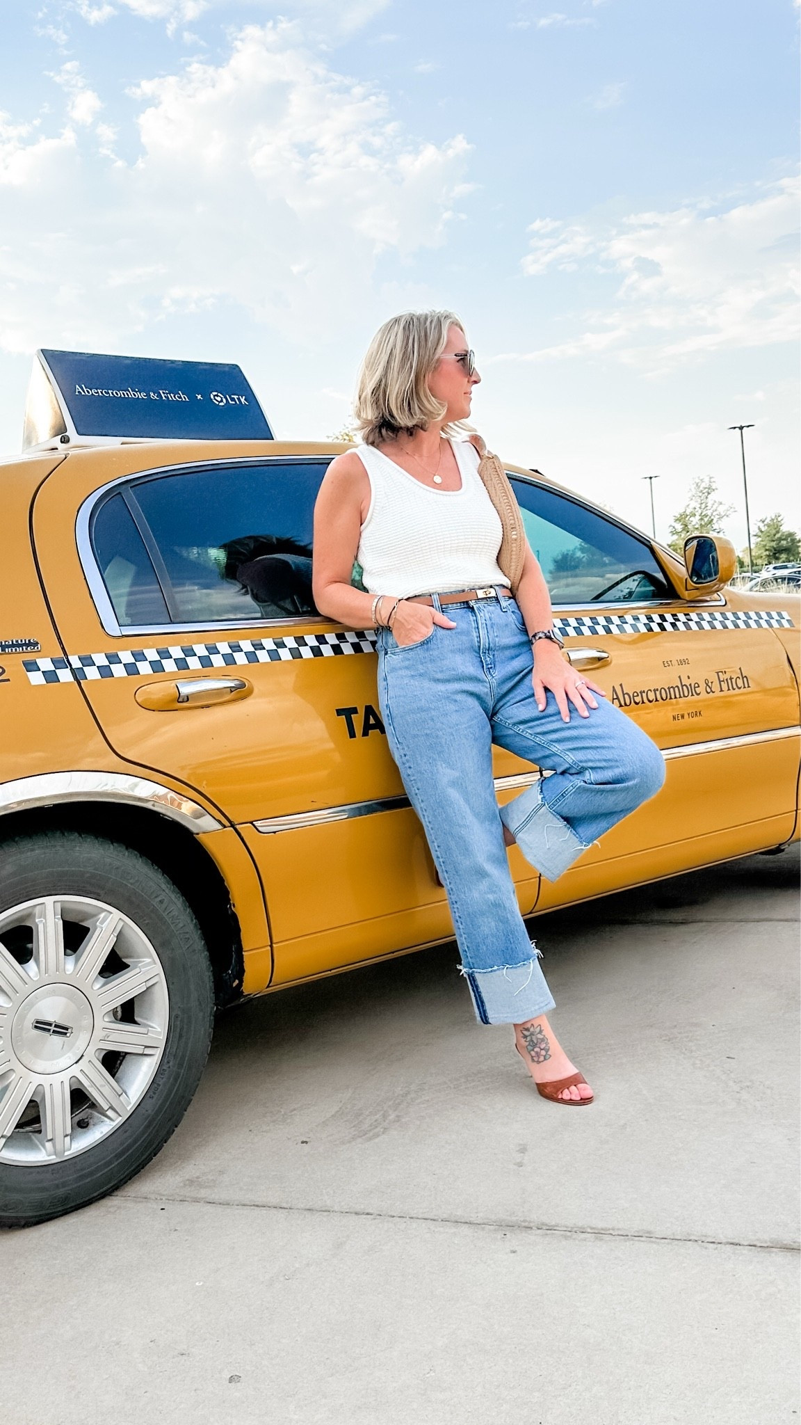You know….
Medium top and 29 reg jeans. 
@abercrombie @Quince @stevemadden-us @gucci