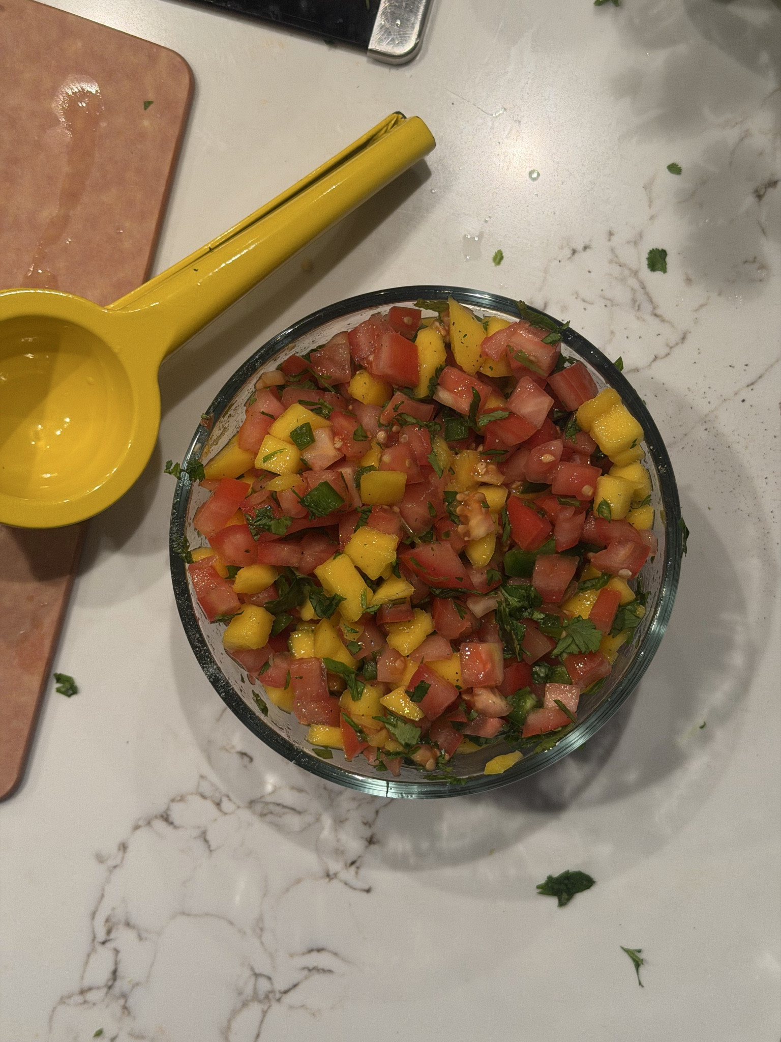 I am seriously so ready for summer, this mango salsa is my go to recipe for hot days!! the recipe is on my blog too 

#LTKfoodie #LTKHome