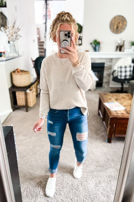 Casual rainy day outfit 


Amazon fashion, amazon finds, amazon favorites, size 6, spring sweater, late spring outfits, jeans, distressed jeans, white sneakers, mom ootd, weekend ootd, easy mom outfits 

#LTKSeasonal #LTKunder50 #LTKstyletip
