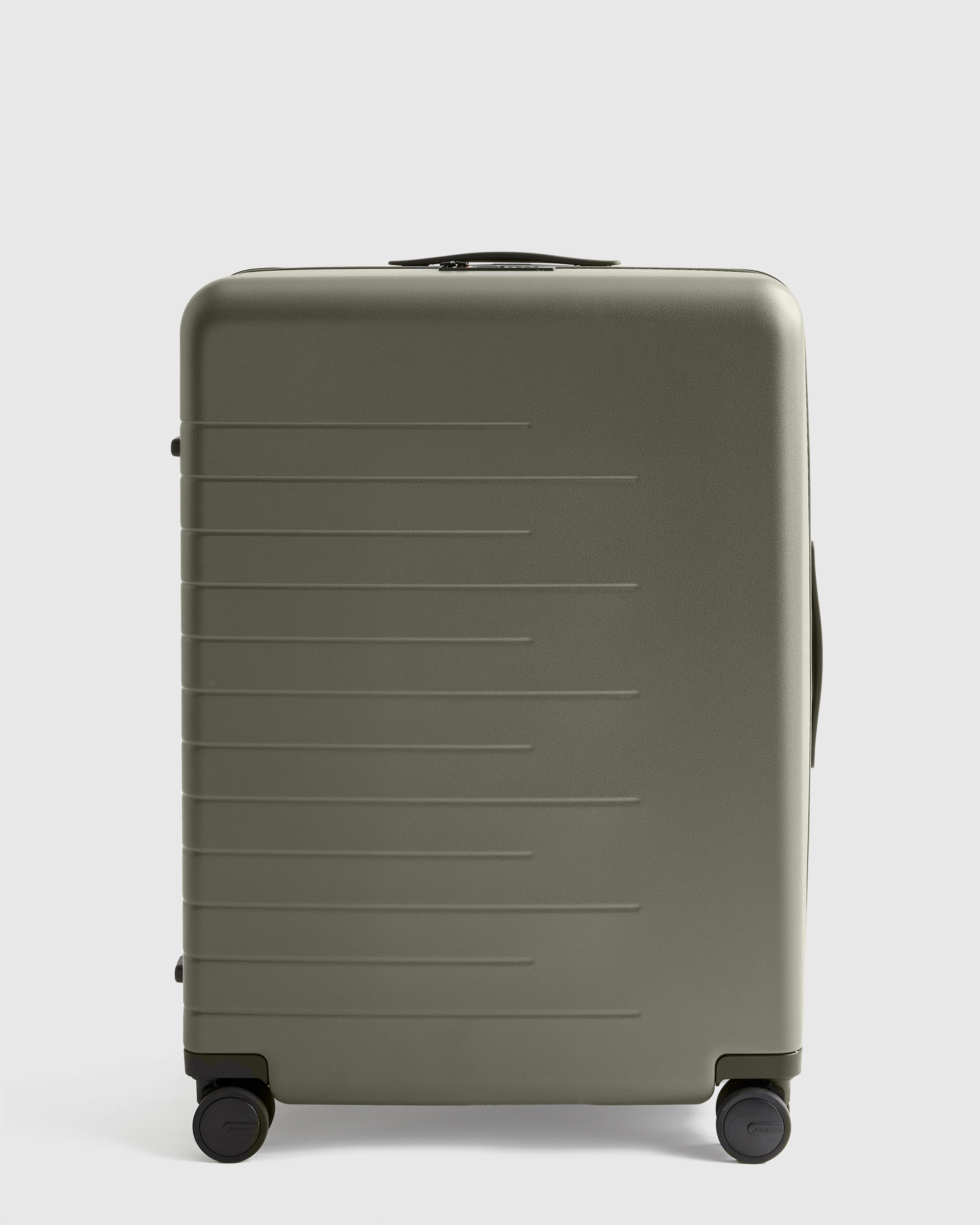Quince | Large Check-In Suitcase in Olive, Polycarbonte | Quince