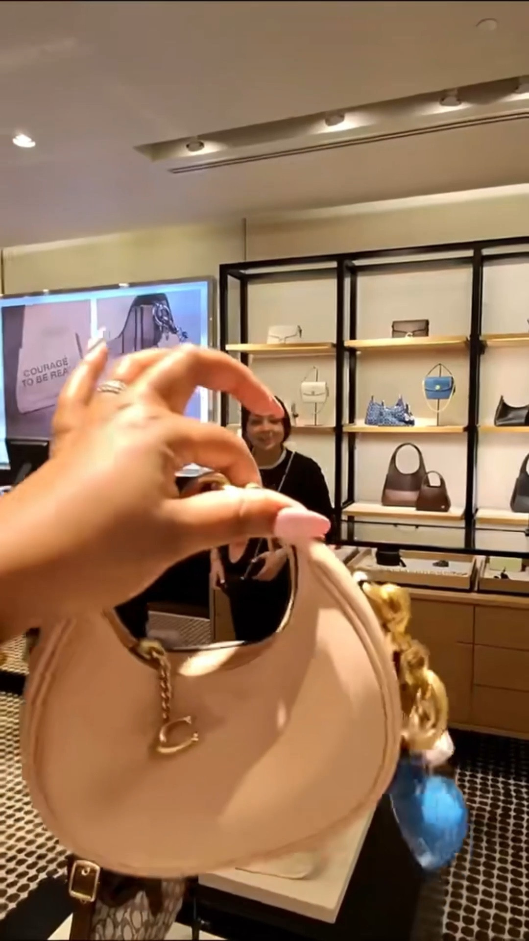 Still obsessed with this Coach find 👜 Sometimes the best gems are the ones you shop once and love forever 🤍 


#LTKItBag