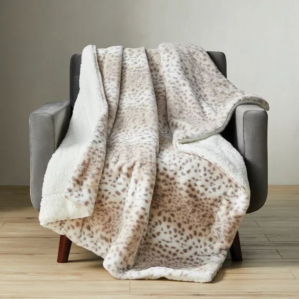 Better Homes & Gardens Faux Fur and Sherpa Throw, 50" x 60", Snow Leopard - Walmart.com | Walmart (US)