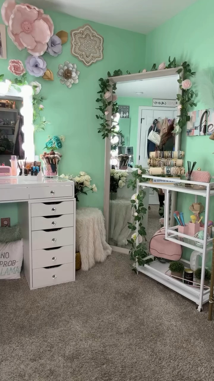 Little moments from a darn good work day! Linking in my #shopltk & my #amazonstorefront