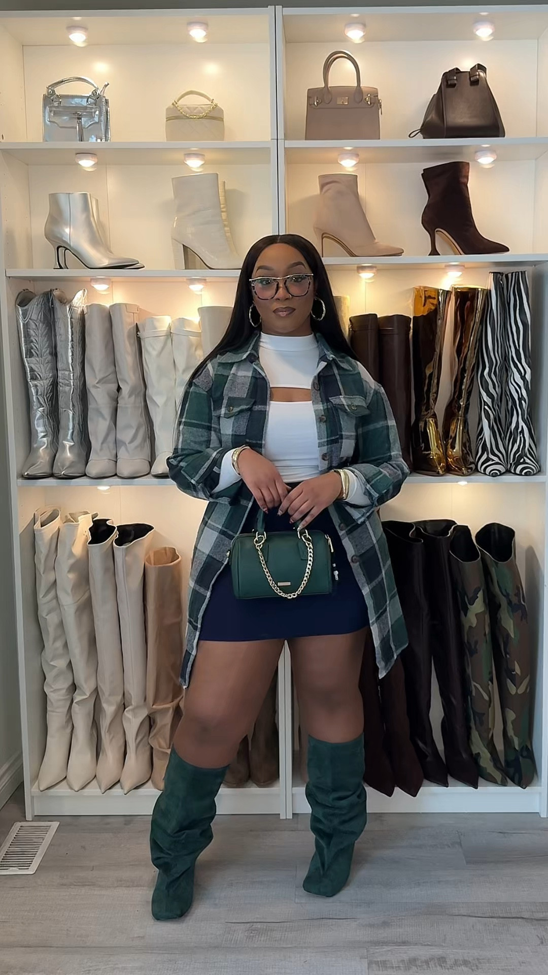 Hey Beauties 🩷

I’m back again for another Thanksgiving Day outfit Inspo but the colors are perfect for the Fall/Winter ✨ Even if the color combo isn’t to your liking, you can mix and match with the colors currently available 😘

Shacket XL
Top Medium
Skirt XL

#LTKPlusSize #LTKSaleAlert #LTKMidsize