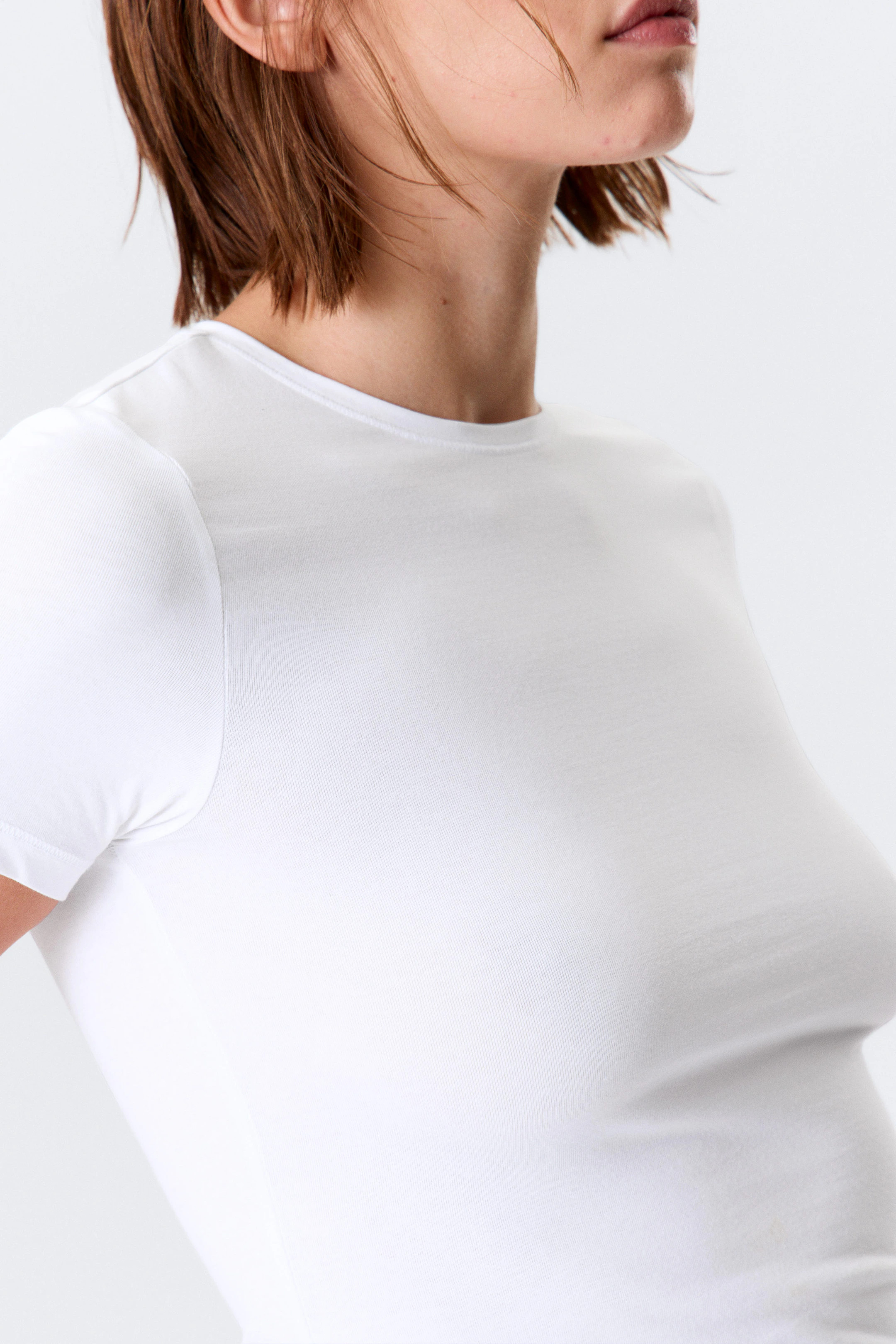 Slim Fitted T-shirt | Weekday