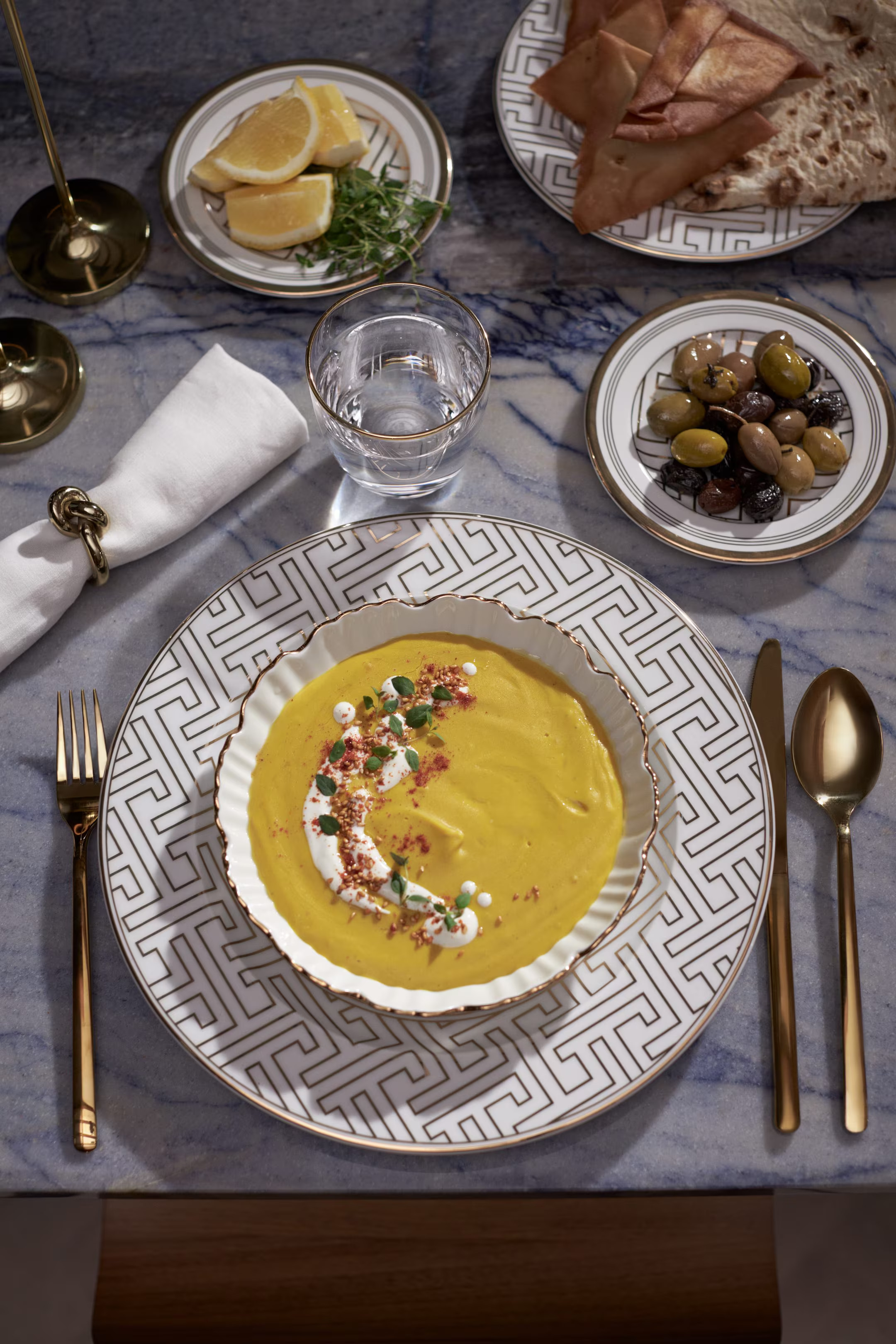 Porcelain Serving Bowl | H&M (US + CA)