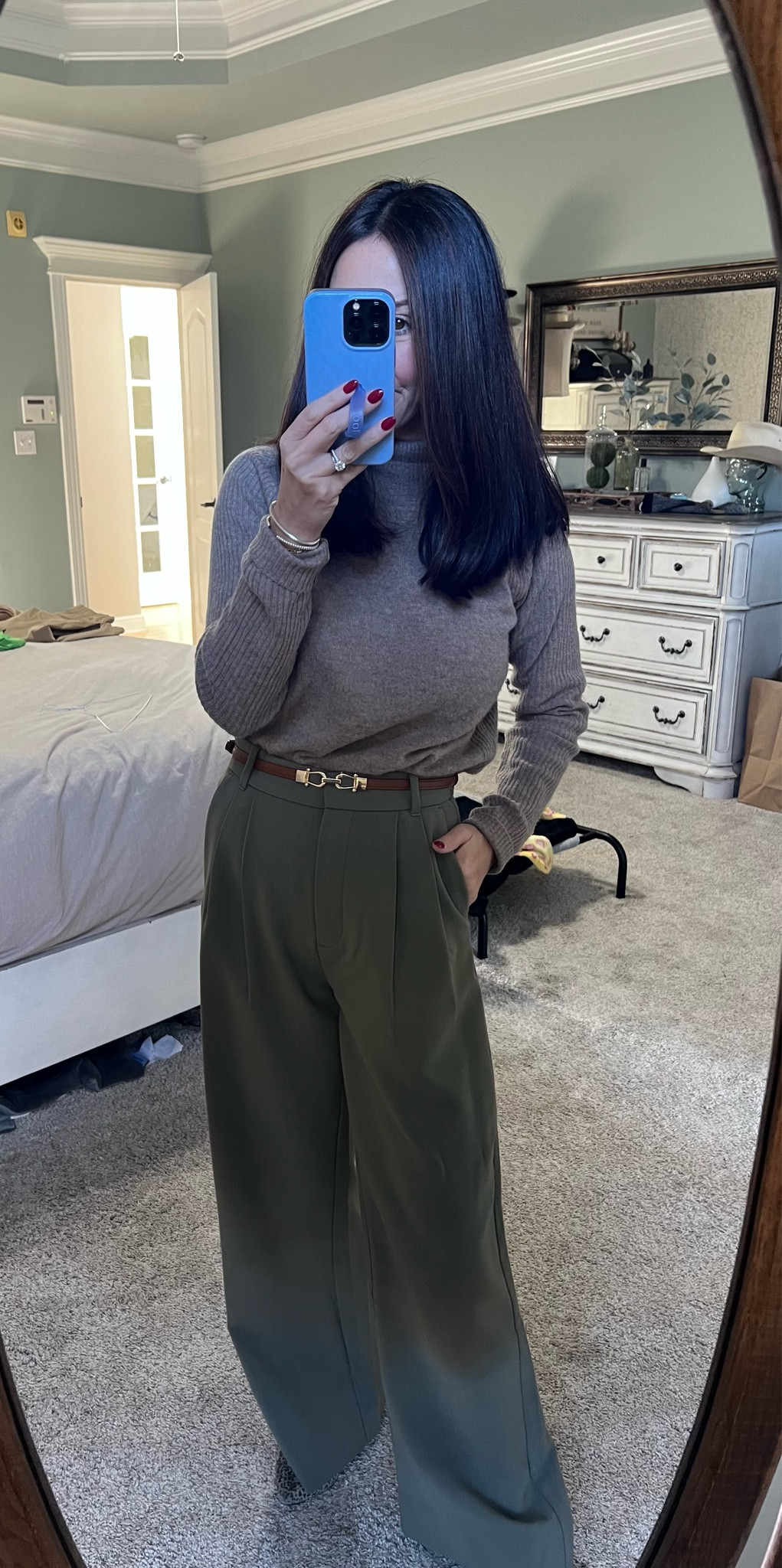 Favorite trousers on sale! Sold out in this color but tons of other color options. Grab for 20% off today. 

#LTKworkwear #LTKfindsunder100