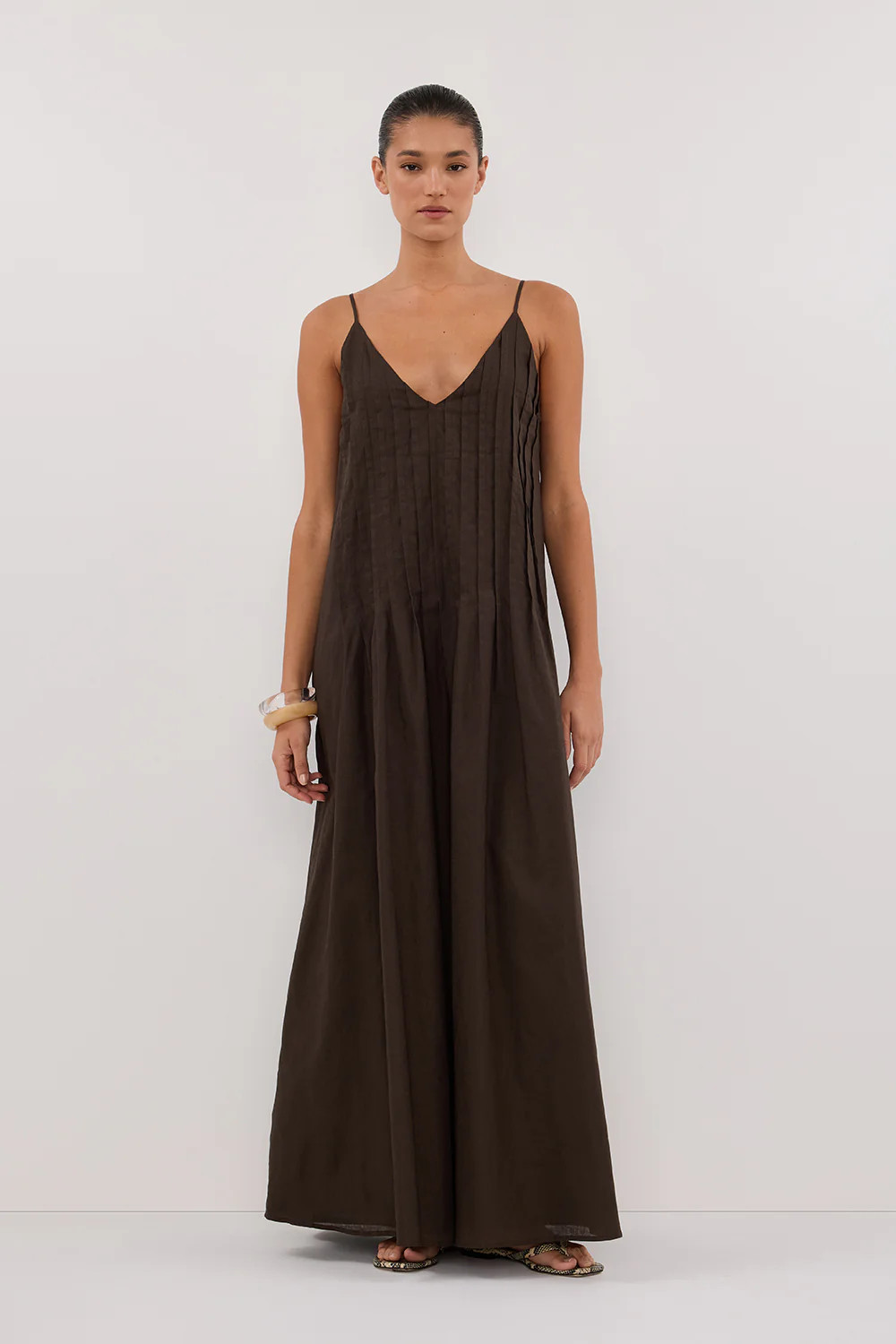 TAHLIA BITTER CHOC LINEN BLEND MIDI DRESS | DISSH