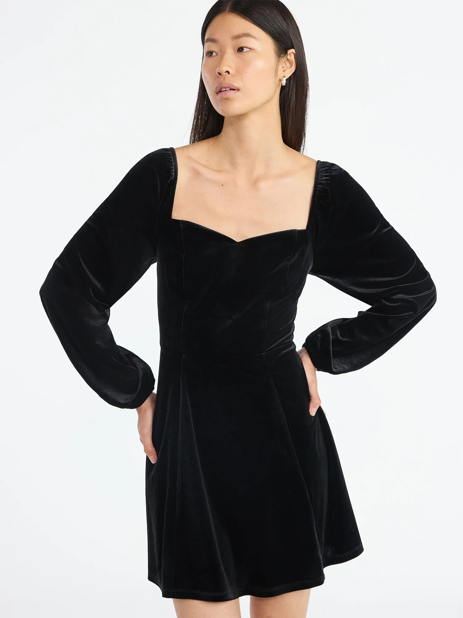 Scoop Women's and Women's Plus Velvet Sweetheart Mini Dress, Sizes XS-4X | Walmart (US)