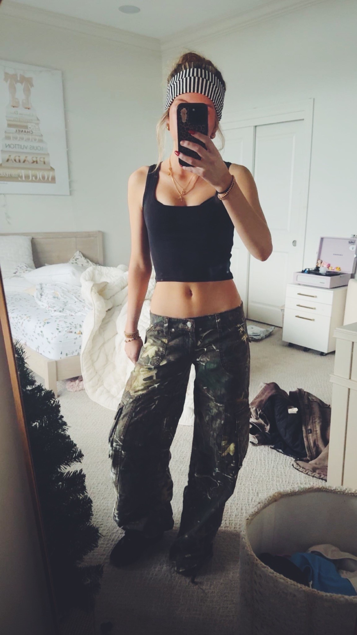 cute low rise jean outfit! jeans are from revice denim! 

#LTKdayinmylife #LTKootd #LTKgrwm