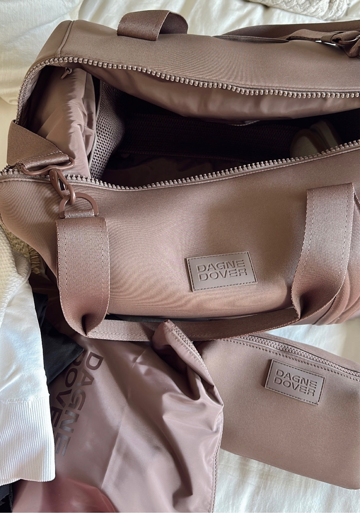 Dagne Dover is hosting 20% kits: Backpacks, mini bags