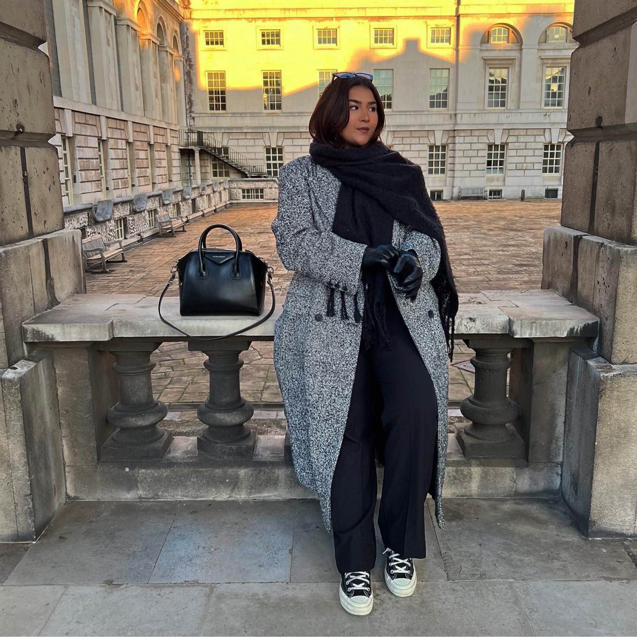 Cosy Vibes 🖤 

#LTKeurope #LTKunder100 #LTKstyletip