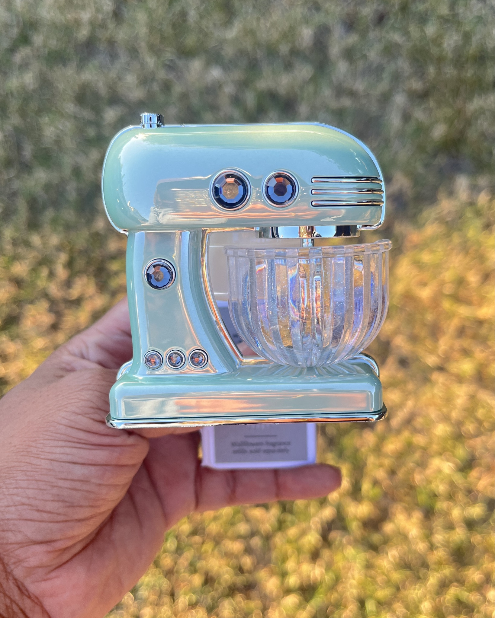 Yallll look what I found. It’s so cuttte. This Bath & Body Works stand mixer wallflower plug-in is the perfect mix of vintage charm and kitchen aesthetic. It looks just like a mini retro mixer and fills your space with the sweetest scents. Perfect for bakers, homemakers, and anyone who loves a little nostalgia in their decor 🤍 


#LTKHome #LTKSeasonal