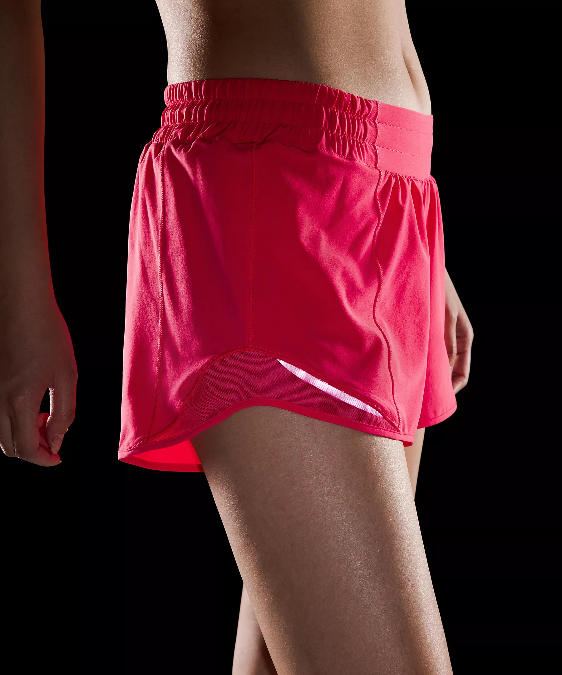 Hotty Hot Low-Rise Lined Short 4" | Women's Shorts | lululemon | Lululemon (US)