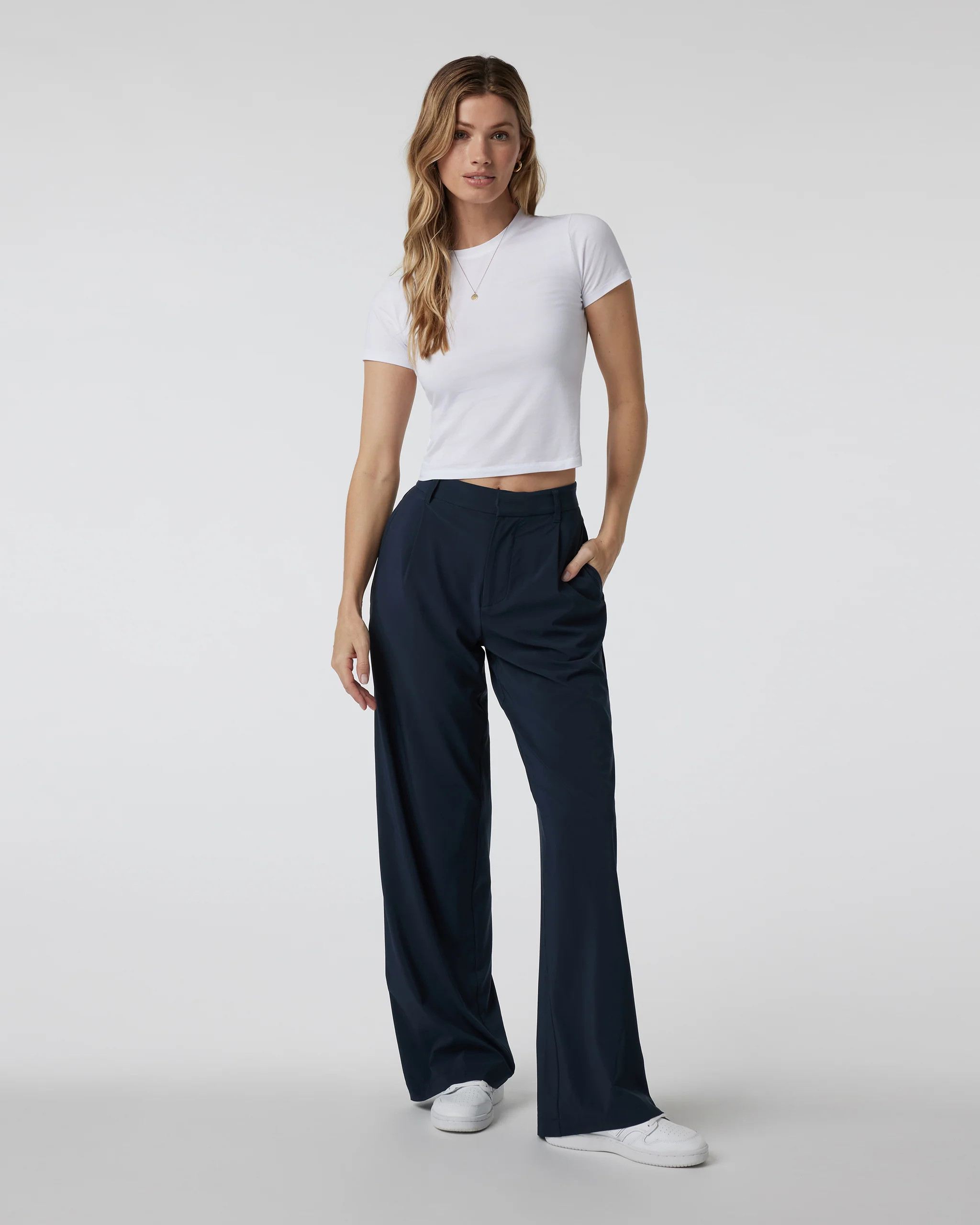 Feather Baby Tee | Women's White Fitted Tee | Vuori | Vuori UK