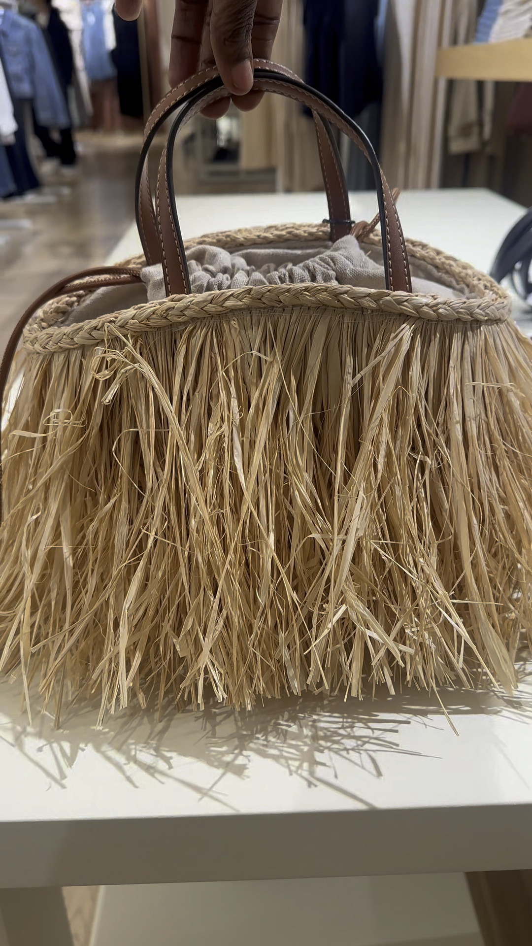  A cute fringe bag for the summer and beach days? Yes, please! 

#LTKSeasonal #LTKVideo