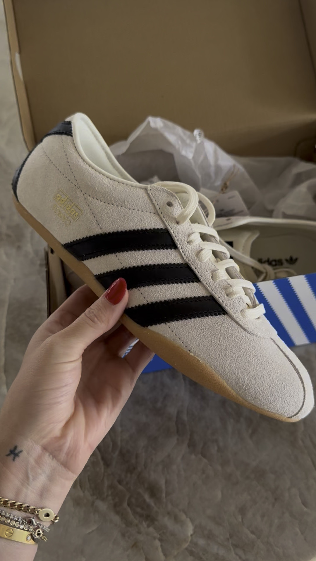 Adidas Tokyo sneakers 😍🖤🤍