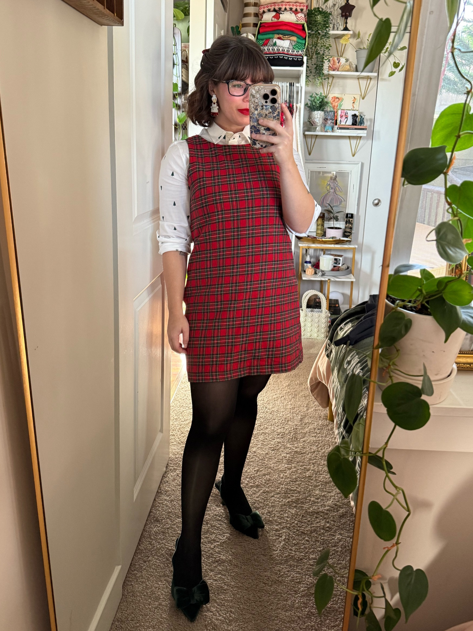 I love this outfit for work, a more casual party, or just popping around! 

#LTKHoliday #LTKWorkwear #LTKStyleTip