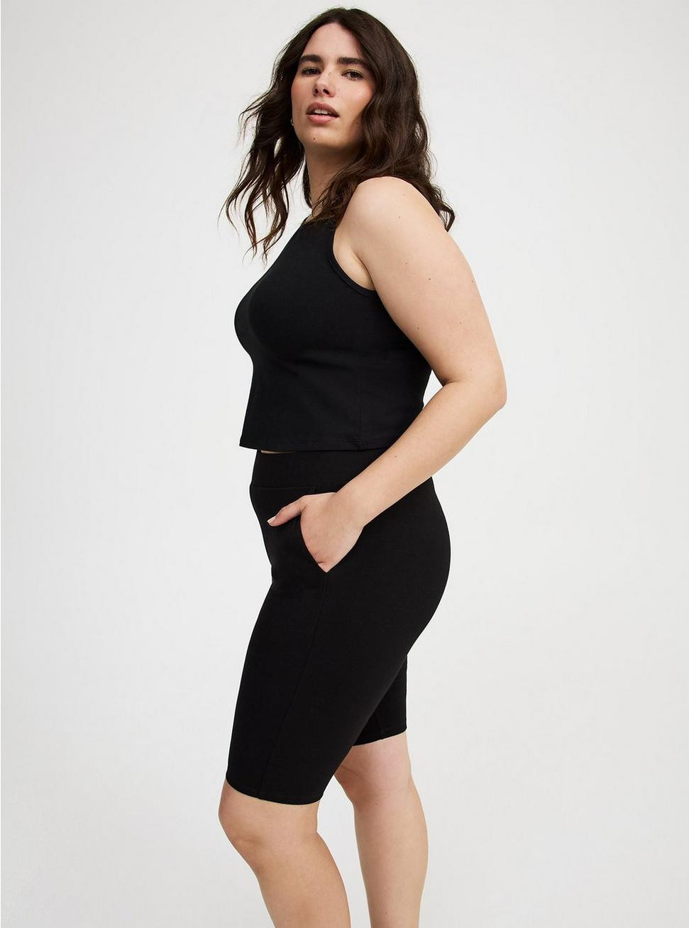 11 Inch Signature Waist Pocket Bermuda Bike Short | Torrid (US & Canada)