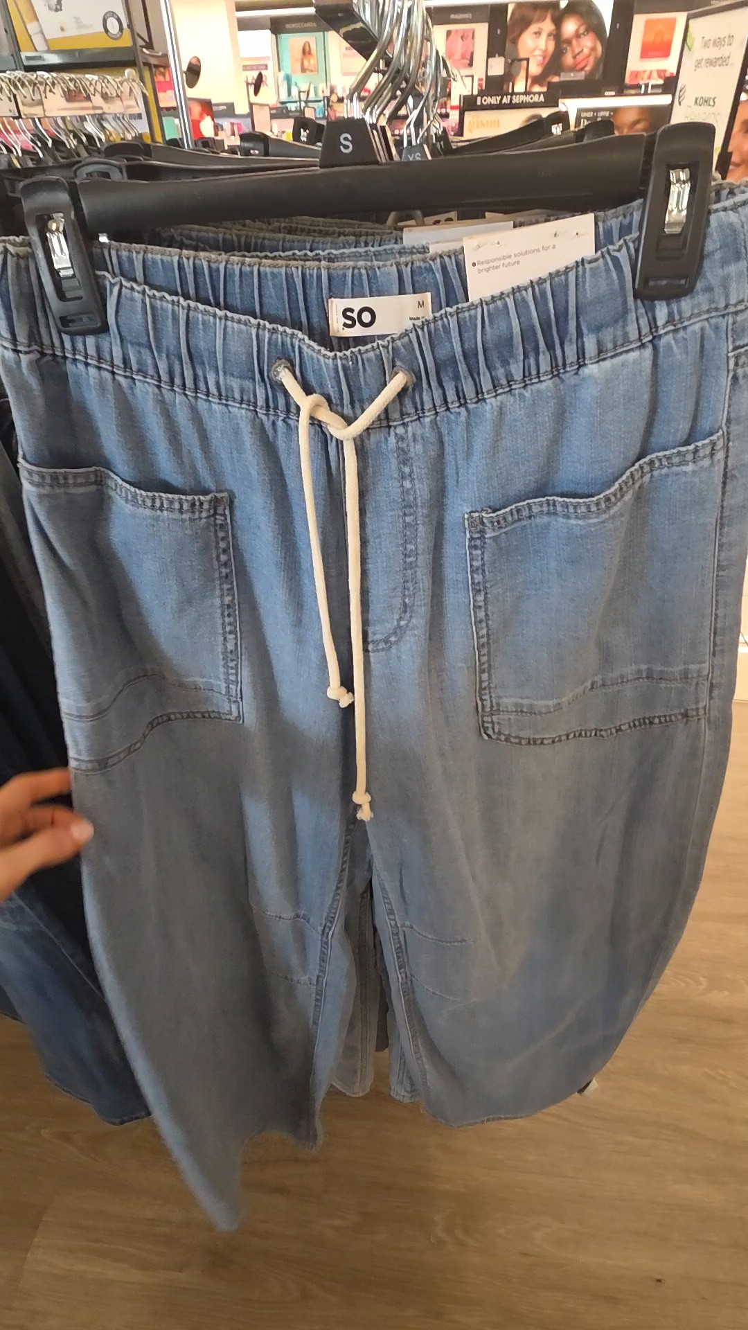 Draw string demin

#LTKootd #LTKTravel #LTKOver40