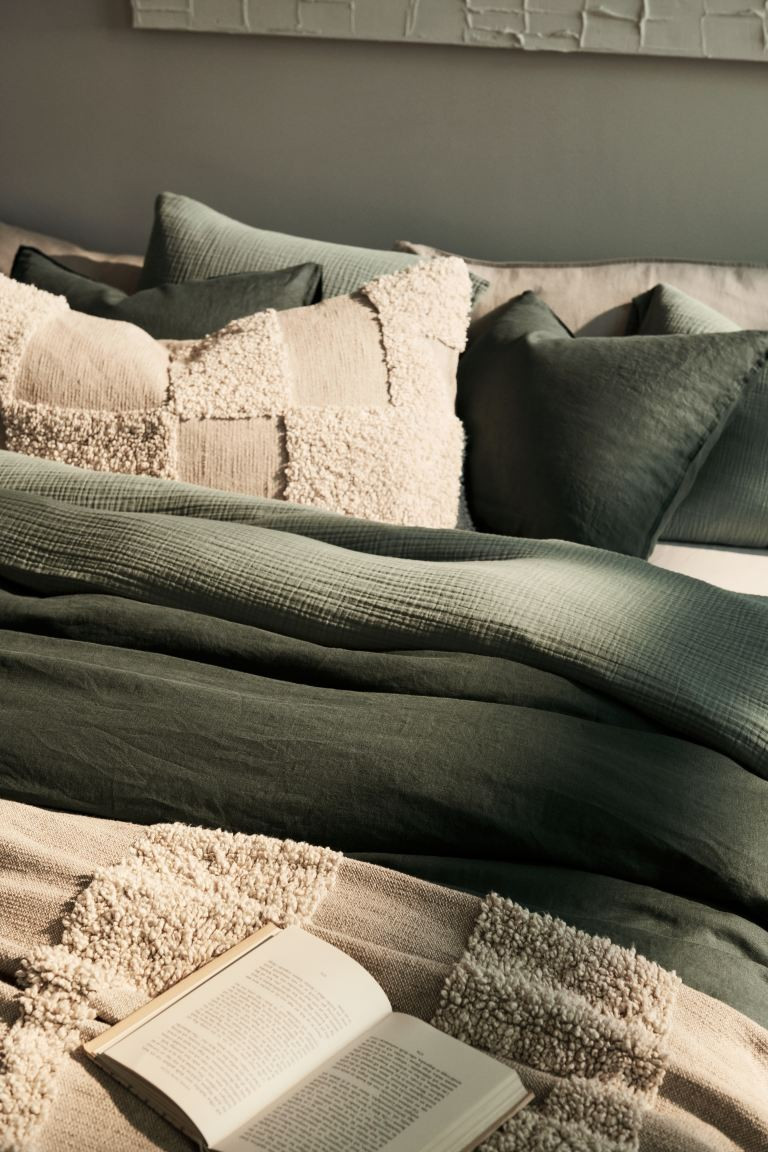 Linen King/Queen Duvet Cover Set | H&M (US + CA)