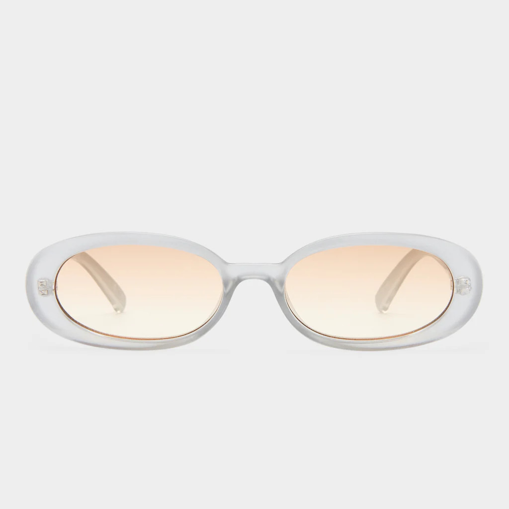 OUTTA LOVE | SILVER PEARL | Le Specs UK