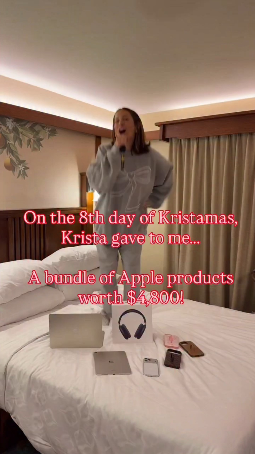 On the 8th day of Kristamas, Krista gave to me an Apple product bundle worth $4,800! This is just from ME to YOU! All you gotta do is like this post + comment a 🍎 (each comment is an entry) + share this reel to your stories (we’ll ask for proof) and one of you will win ALL of this:
🍎Apple iPhone 17 Pro Max
🍎3 Apple iPhone 17 Pro Max Loopy cases
🍎Apple iPad
🍎Apple AirPods Max
🍎Apple Watch
🍎Apple MacBook Air
(total value $4,800)
This ends on 12/21/25 and the winner will be announced on this post ONLY so please don’t engage with any fake accounts! ILYSM! Merry Kristamas!