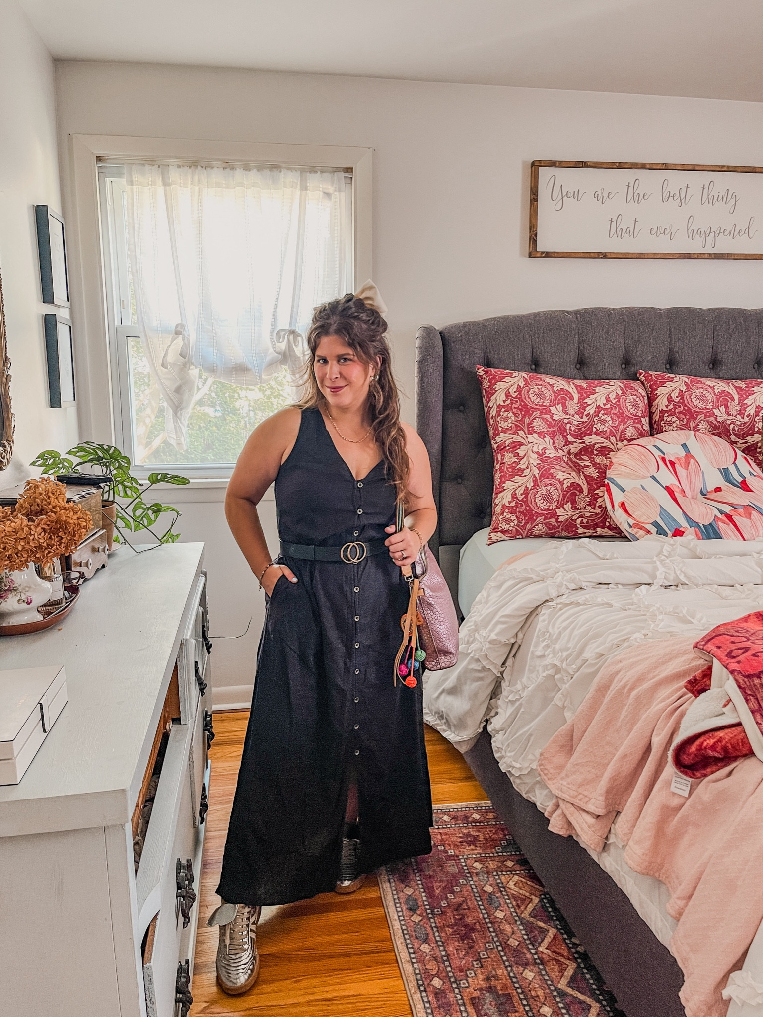 A little linen & metallic outfit! Love the mix of classic and trendy. Easy to transition to fall with a denim jacket too

#LTKSeasonal #LTKStyleTip #LTKFindsUnder100