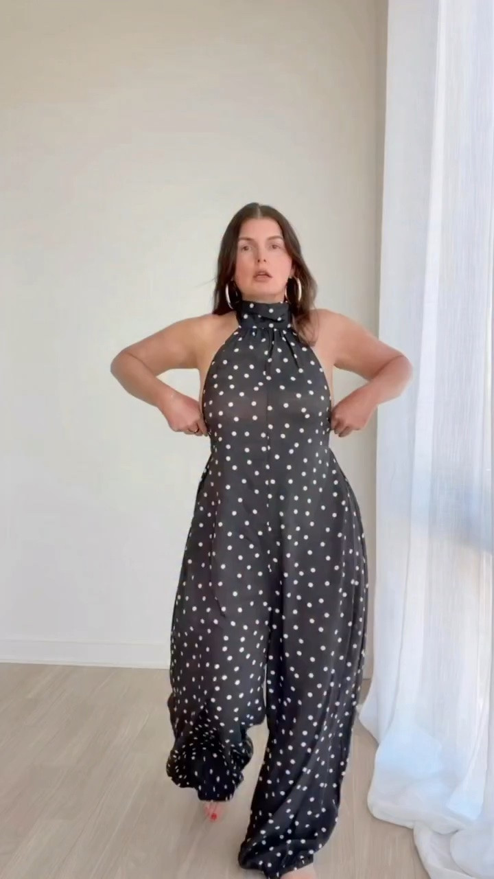 Black & White for Summer… groundbreaking 🤍 LIKE & Comment BLACK or WHITE on this post & check your DM 🤗 & don’t forget to follow ya girl 😉

Sizing …. The Meshki items run small as it’s out of the UK so size up. Everything else is true size. I’m 5’4” wearing a medium in everything that’s not Meshki 🫶🏻

Shop everything here ➡️ https://liketk.it/6c3J8

or Tap my bio > find this post on the grid