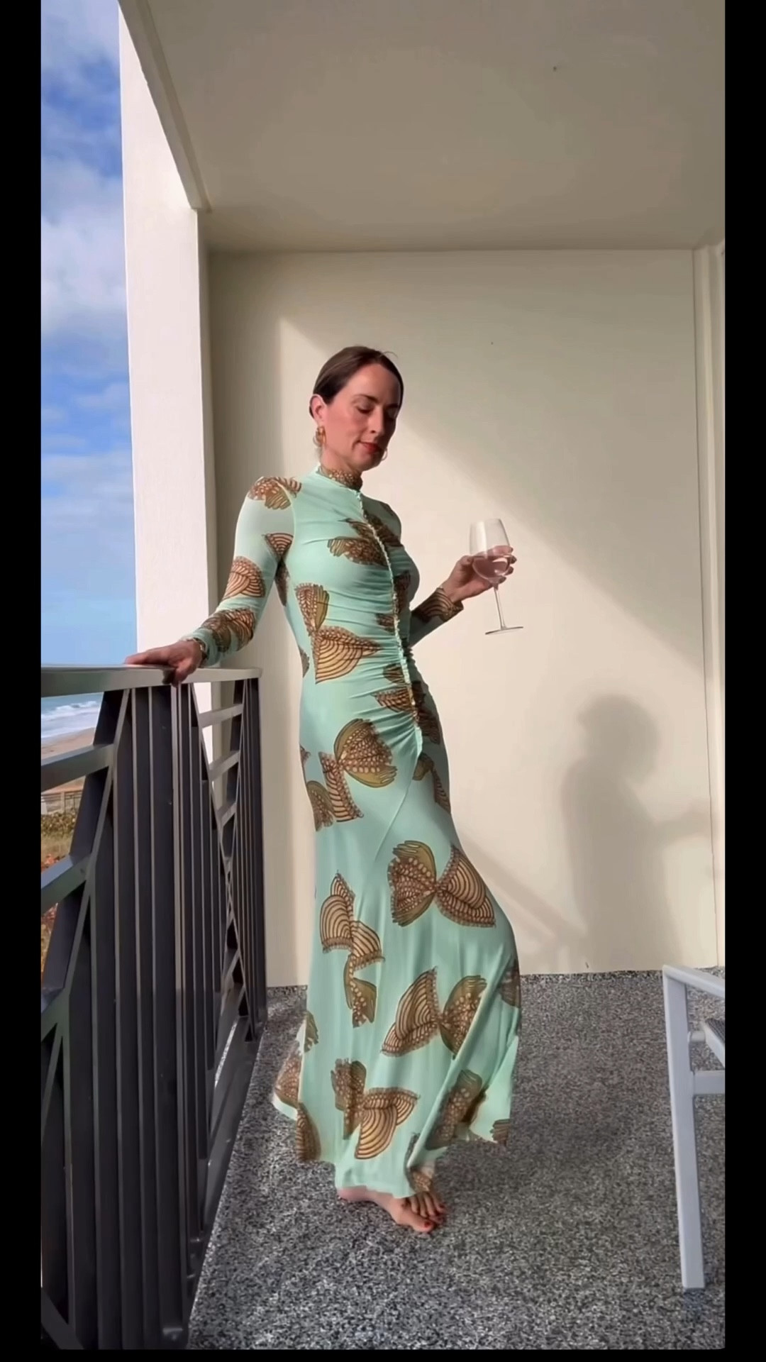 Here are some easy summer dresses I'm loving from @saks #saks #sakspartner
