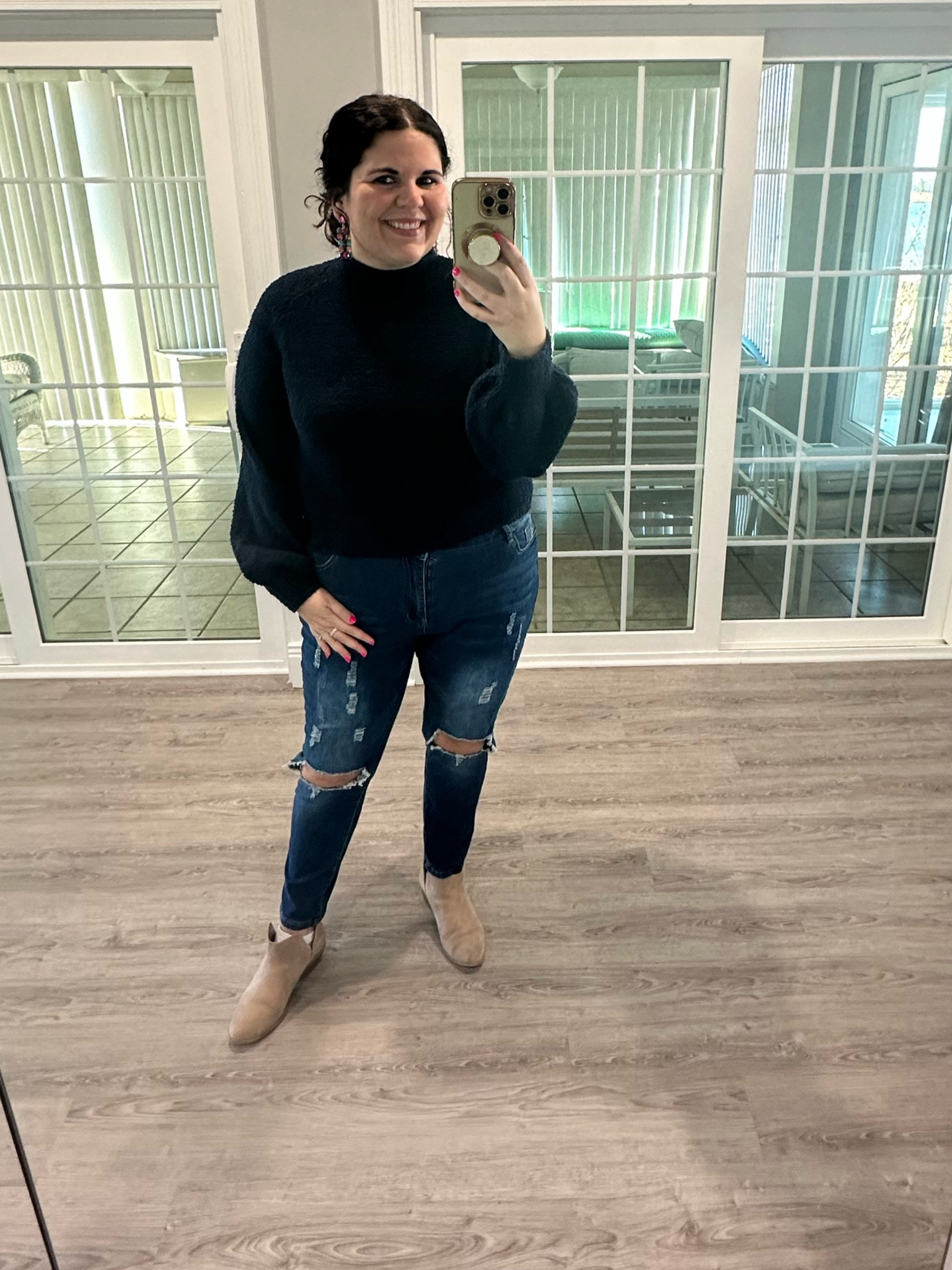 This top goes with a matching skirt but it’s so cozy, I wanted to pair it with jeans! It was the perfect, simple brunch look this weekend! 

#LTKmidsize #LTKfindsunder50 #LTKstyletip