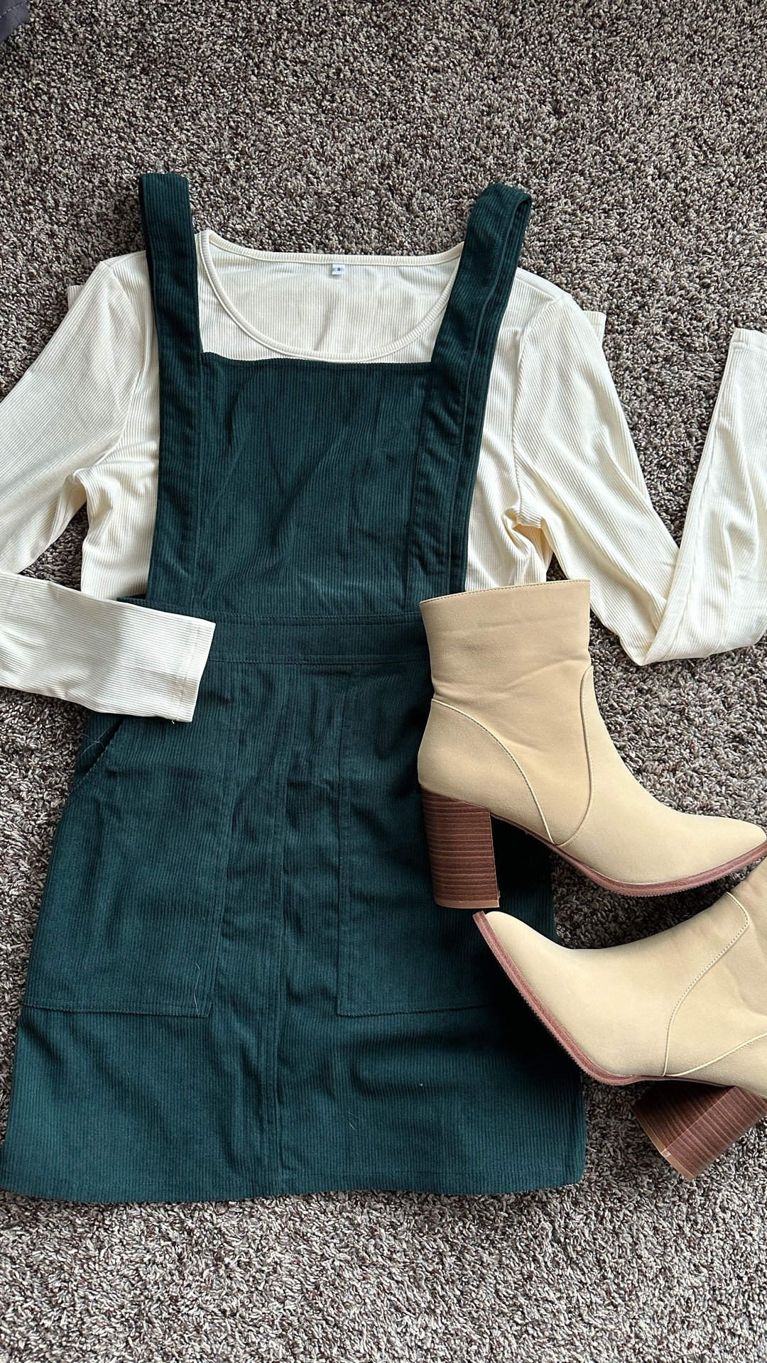 Wearing size XS in the dress! Recommend sizing up half a size in the shoes!

#LTKSeasonal #LTKFindsUnder50 #LTKStyleTip