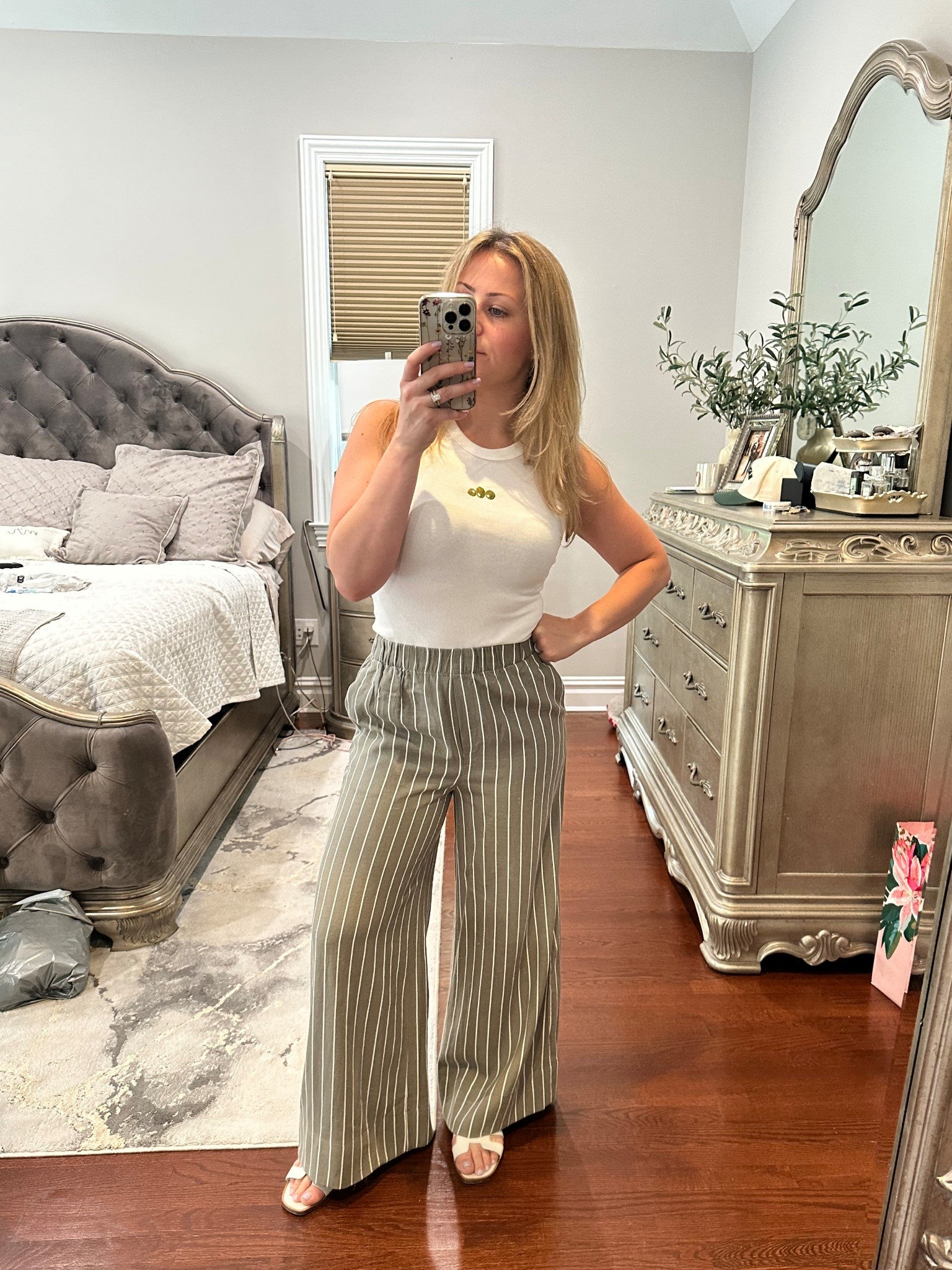 #ootd

#LTKStyleTip #LTKFindsUnder50 #LTKSeasonal