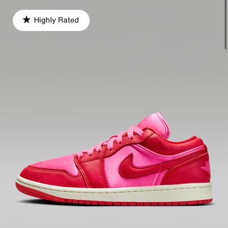 Valentine Nike dunks 
Valentine shoes 
Nike valentines 

#LTKGiftGuide #LTKshoecrush #LTKMostLoved