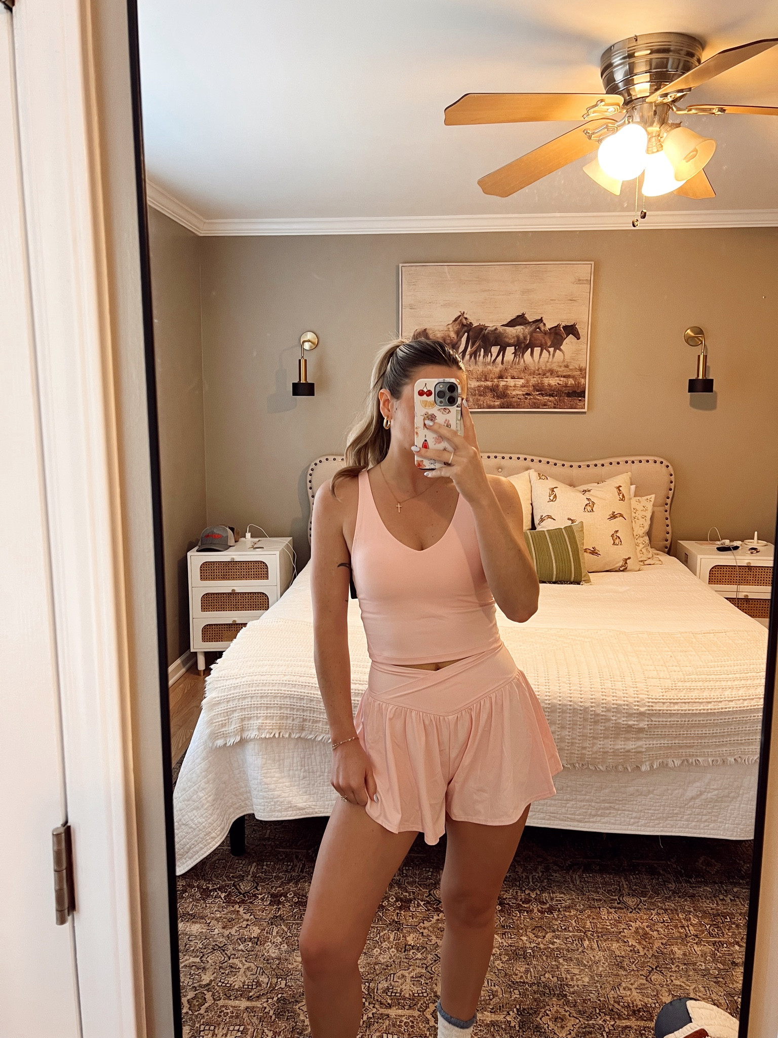 Amazon workout fit🌸 size small in both 

#LTKStyleTip #LTKFindsUnder50 #LTKActive