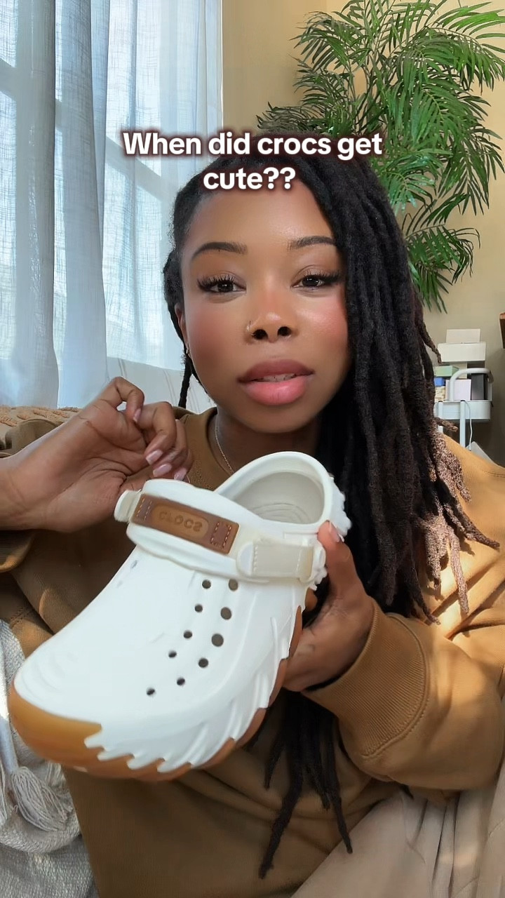 I’m loving these Echo RO Crocs!! 😍 They are so cute! The gum sole is my fav part about these! ♥️

#LTKShoeCrush #LTKSaleAlert #LTKStyleTip