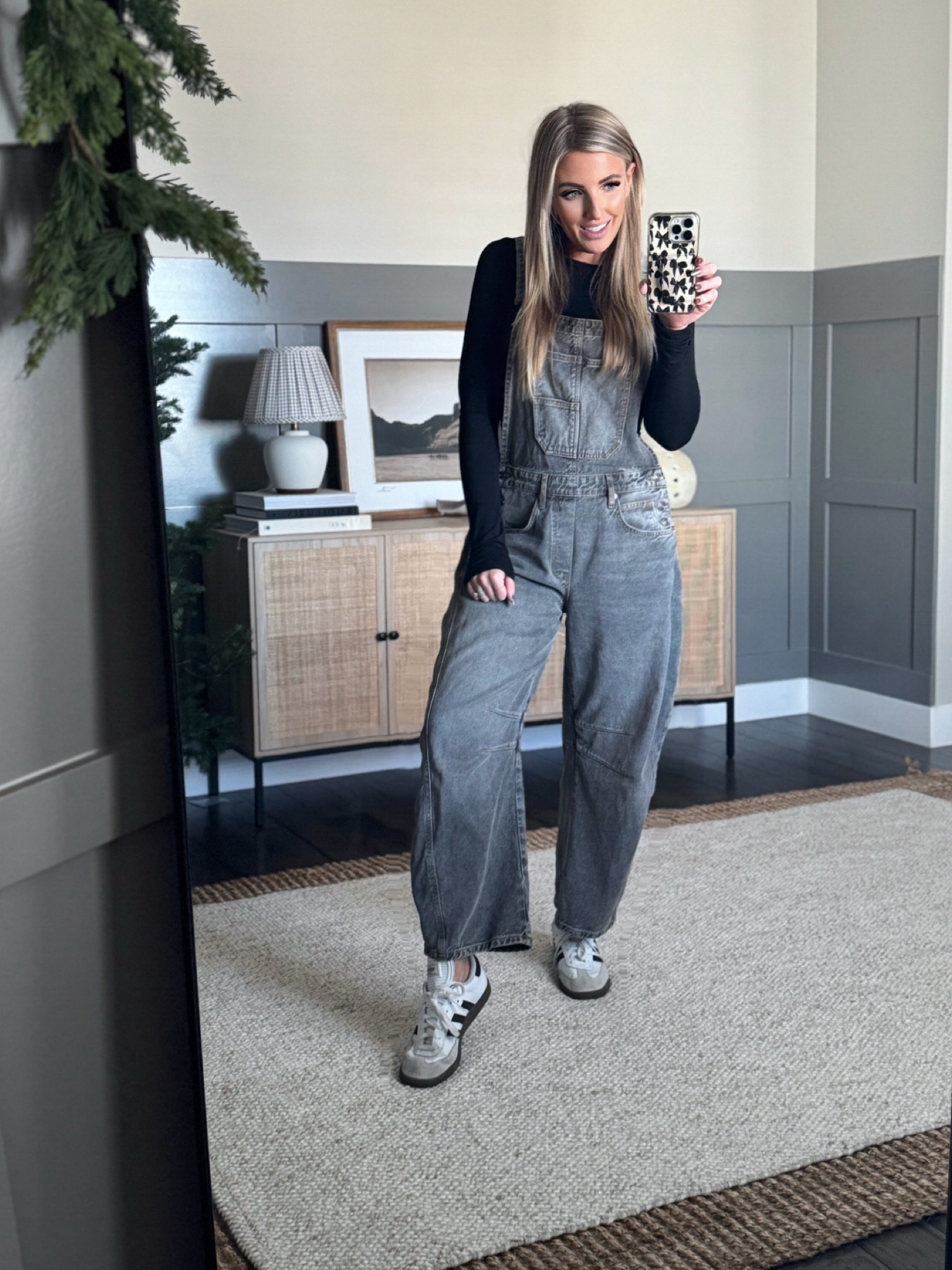 Christmas shopping & errands outfit from yesterday—my favorite long sleeve tee paired with comfy barrel overalls & sambas 

Winter Outfit - Women’s Outfit Inspo - Winter Styles - Barrel Jeans 

#LTKStyleTip #LTKOver40 #LTKShoeCrush