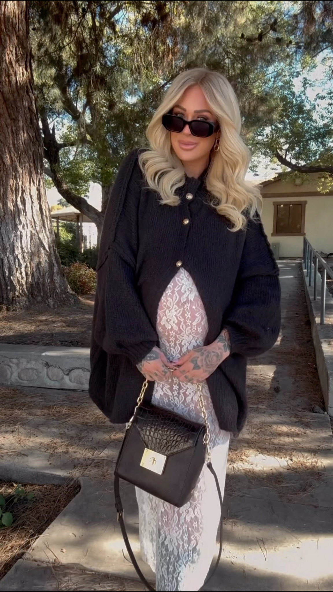 The perfect handbag for this winter 🖤use my code ‘Kailey10’ for 10% off site wide! #EricJavits #FallEssentials #ElegantStyle, #ChicAccessories #FallFashion #FashionStatement #TimelessElegance #ad 

#LTKBump #LTKGiftGuide #LTKHoliday