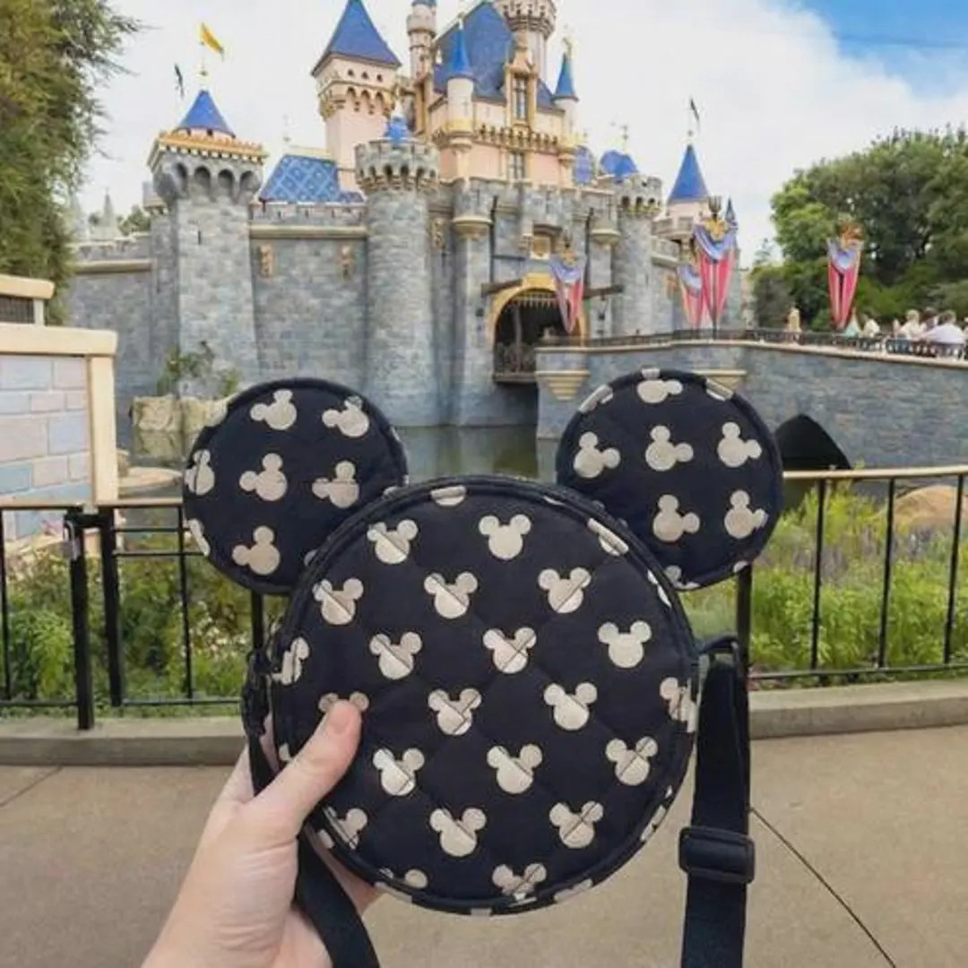 Classic Black and White Mickey Mouse Silhouette Pattern Quilted Crossbody Bag, Diamond Stitch Dis... | Etsy (Global)